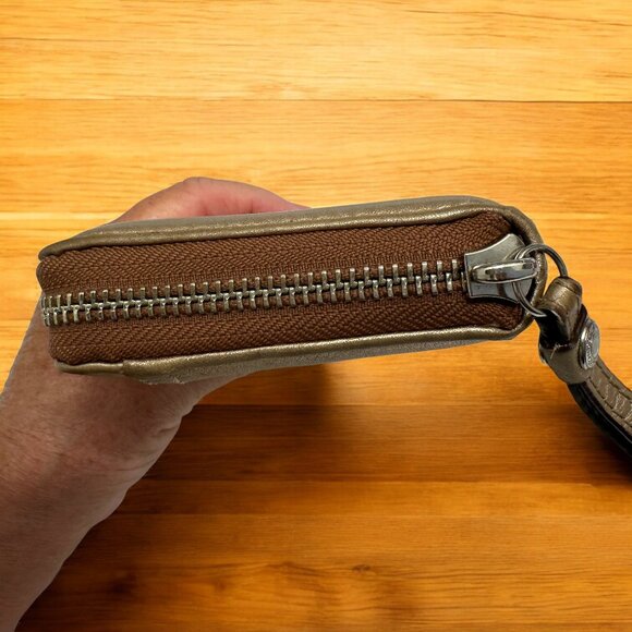 Coach Pale Metallic Gold Zip Around Vintage Leather Wallet - Picture 7 of 13